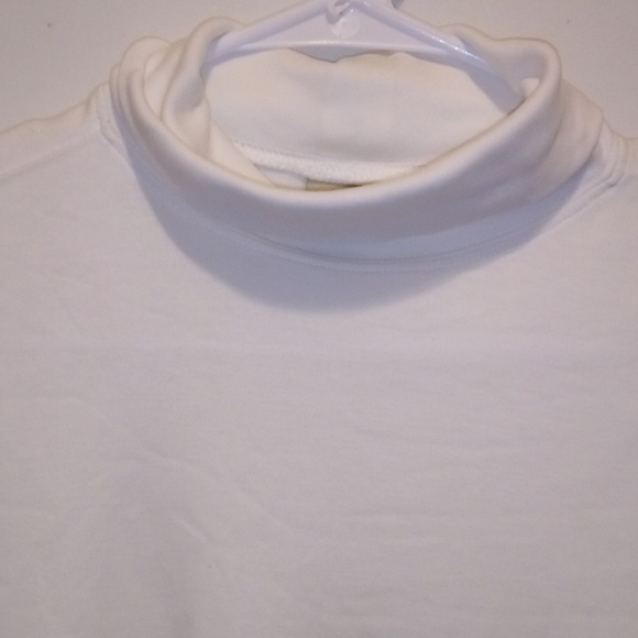 LL Bean White Long Sleeve Shirt - Size Small - Picture 3 of 7